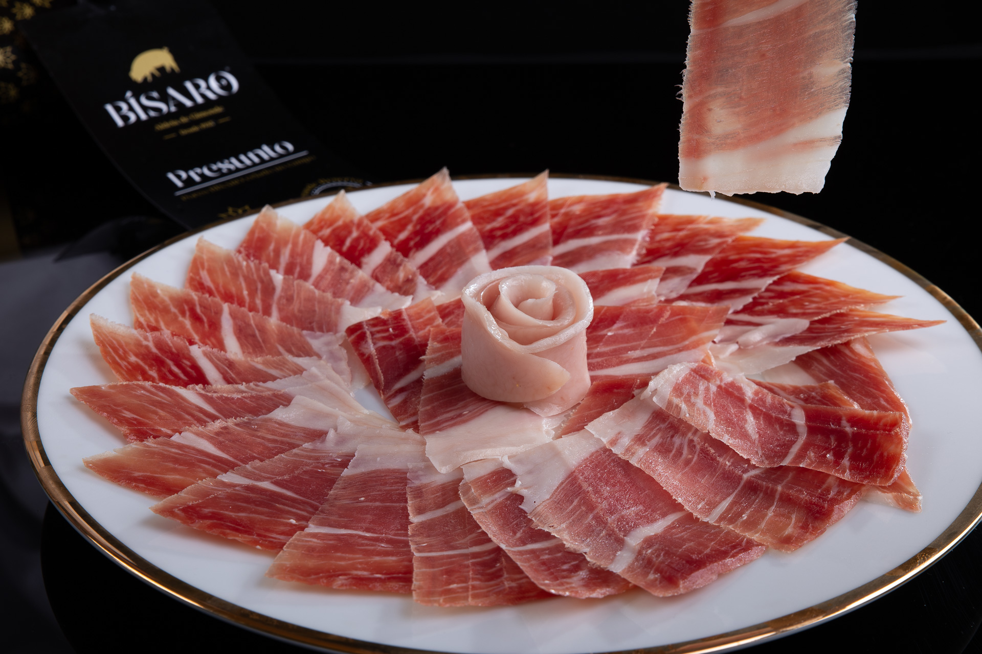 presunto porco b&iacute;saro